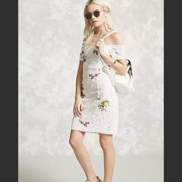 FOREVER 21 NWT Cream Knit Multicolor Floral Embroidered Off The Shoulder Dress L - Picture 15 of 16